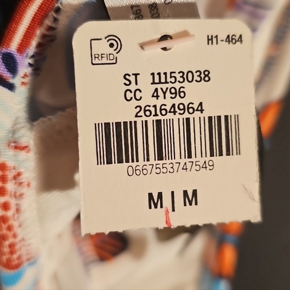 VS PINK ULTIMATE LIGHTLY LINED SPORTS BRA•Coconut White•NWT! - Picture 9 of 9